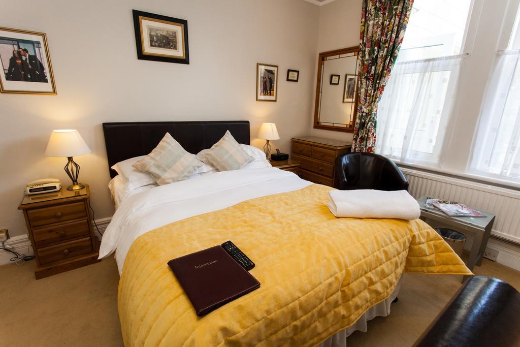 Aquae Sulis Bed & Breakfast Bath Exterior photo